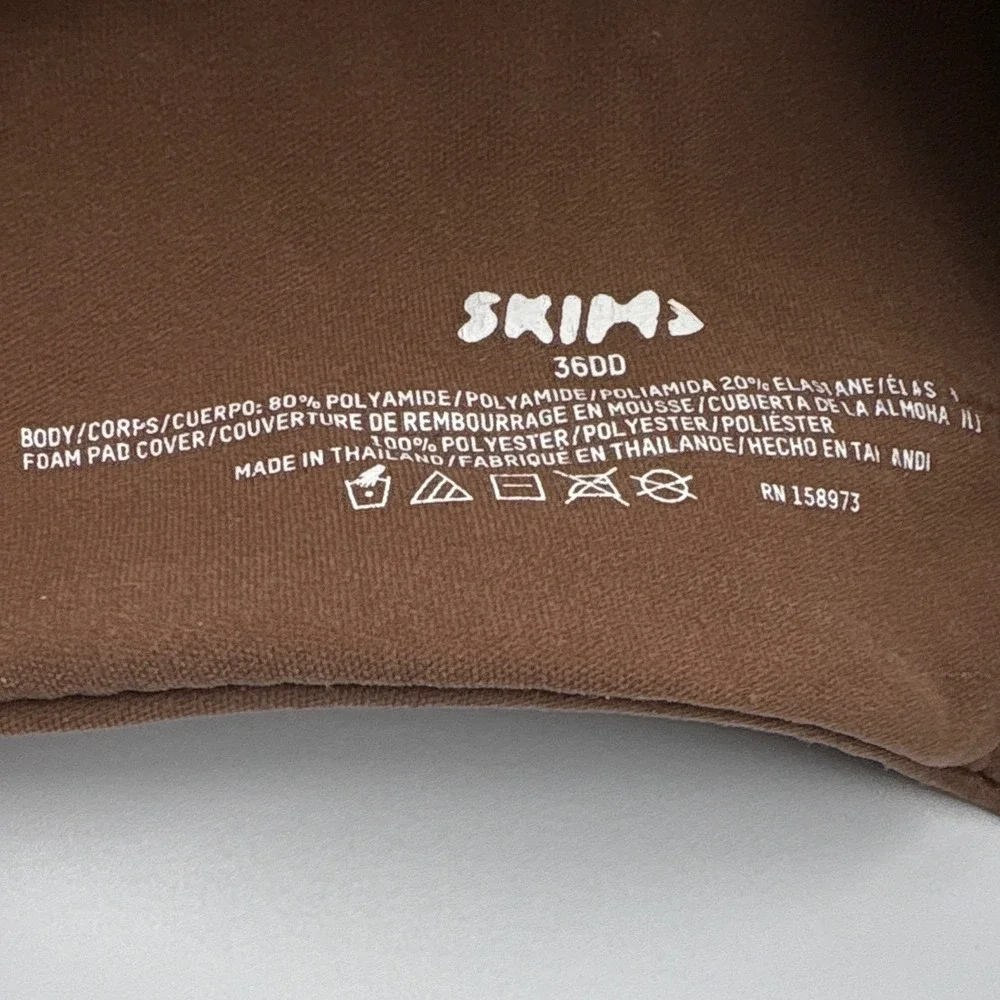 Skims T-Shirt Bra Chocolate Brown Underwire Molded Cup 36DD RN 158973 - Picture 4 of 7